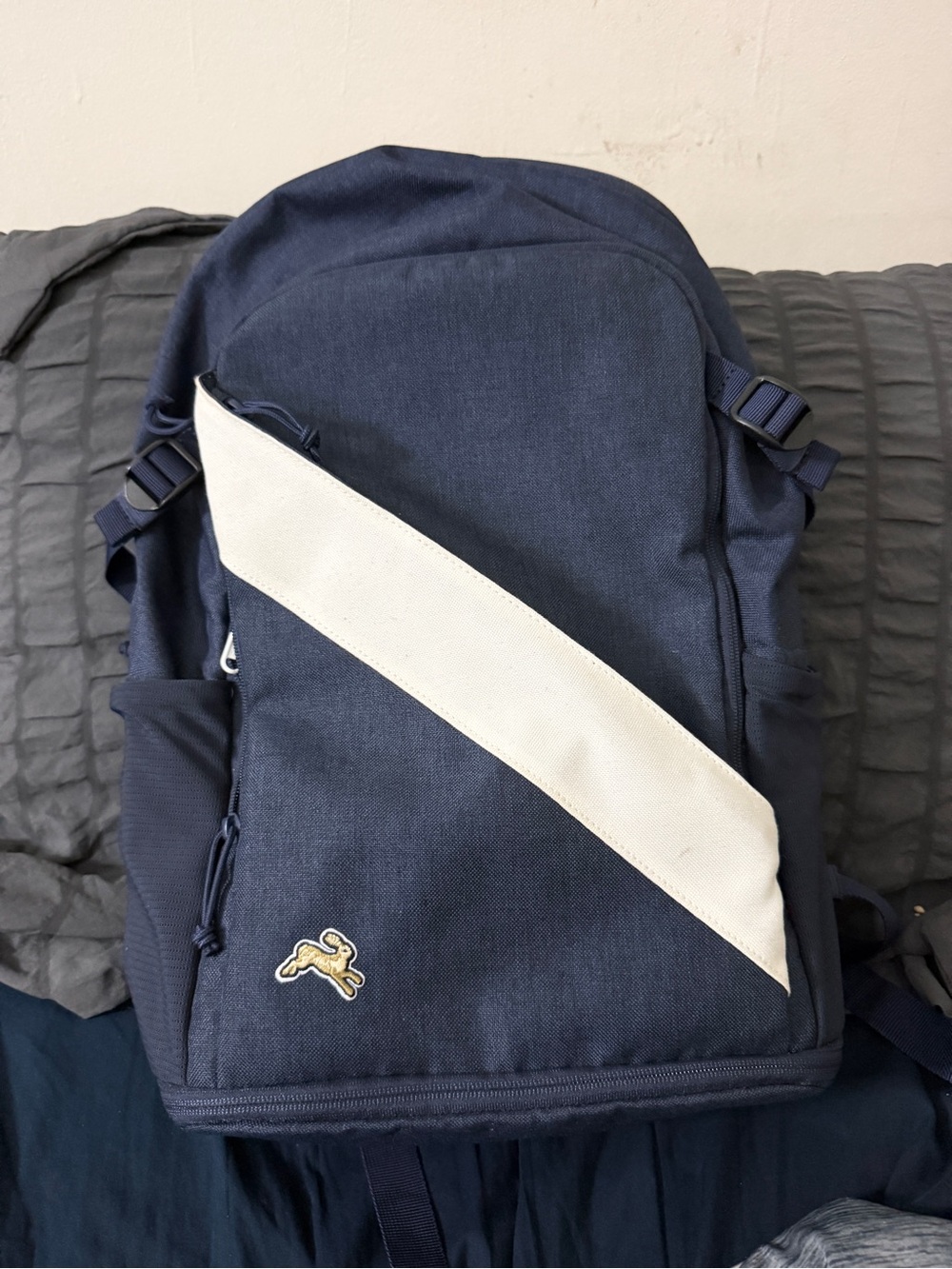 Tracksmith Olmsted Pack Running Backpack - Navy/Ivory